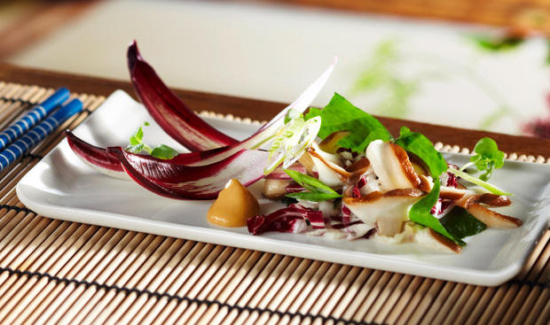 Wakame-Pilz-Salat mit Miso-Dressing