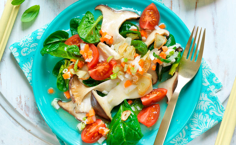 Spinat-Pilz-Salat