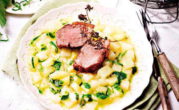 Lammfilets mit Kohlrabigemüse • Rezept • GUSTO.AT