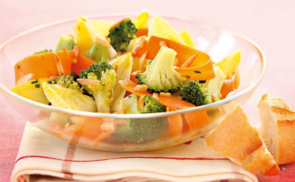 Brokkoli Karotten Salat