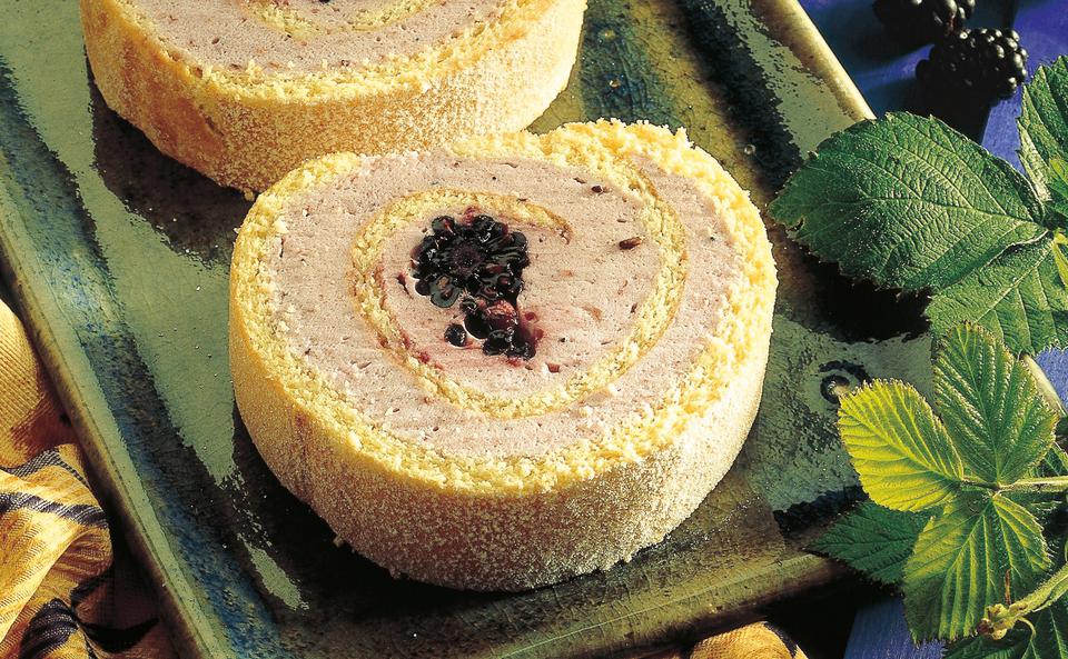 Brombeer-Roulade
