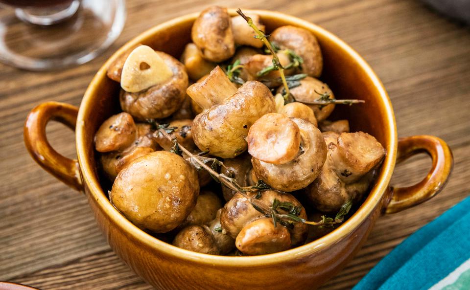 Champignons mit brauner Butter und Sherry