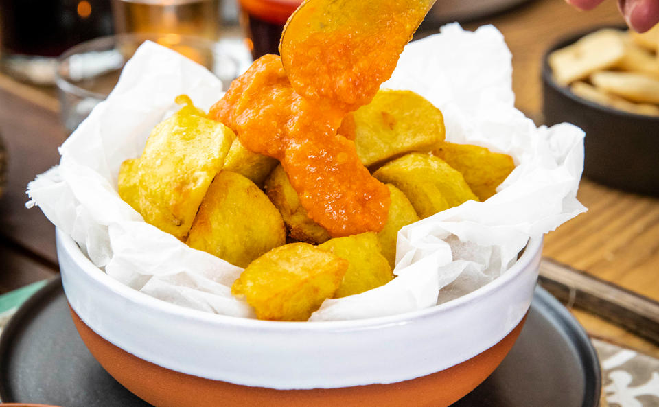 Patatas bravas