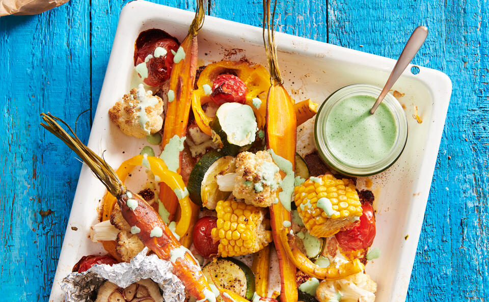 Gerösteter Gemüsesalat mit Kräuterdressing