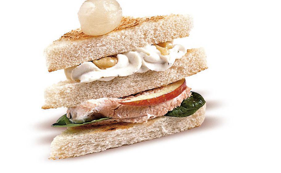 Club-Sandwich Leber-Walnuss
