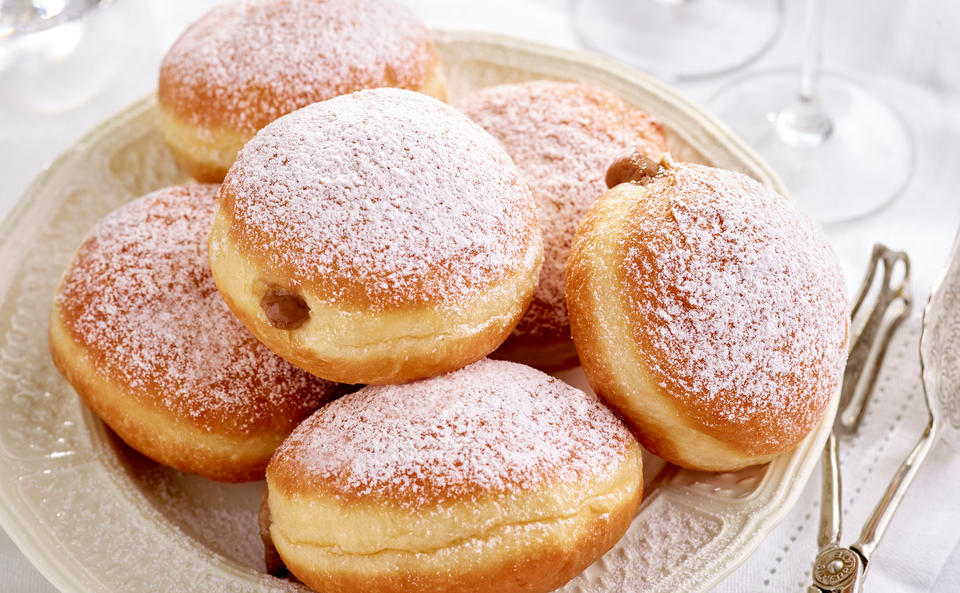 Krapfen mit Vanille-Nougat-Herz