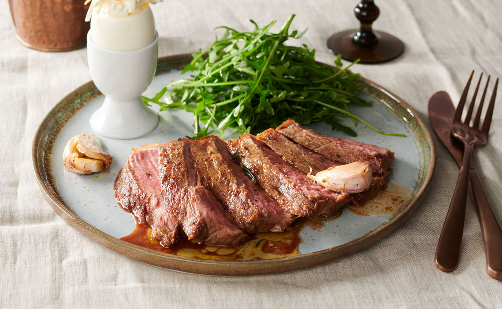 Steak von der Beiried mit Sellerie-Ei • Rezept • GUSTO.AT