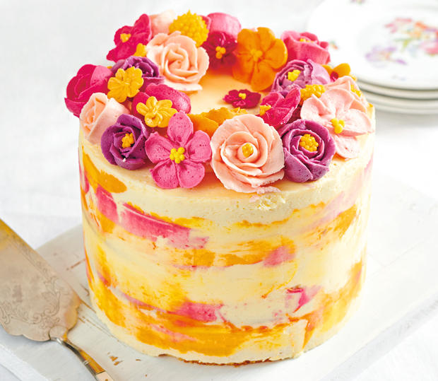 Buttercreme-Blümchen-Torte