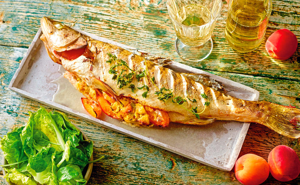 Zander mit Marillen-Lauchfülle
