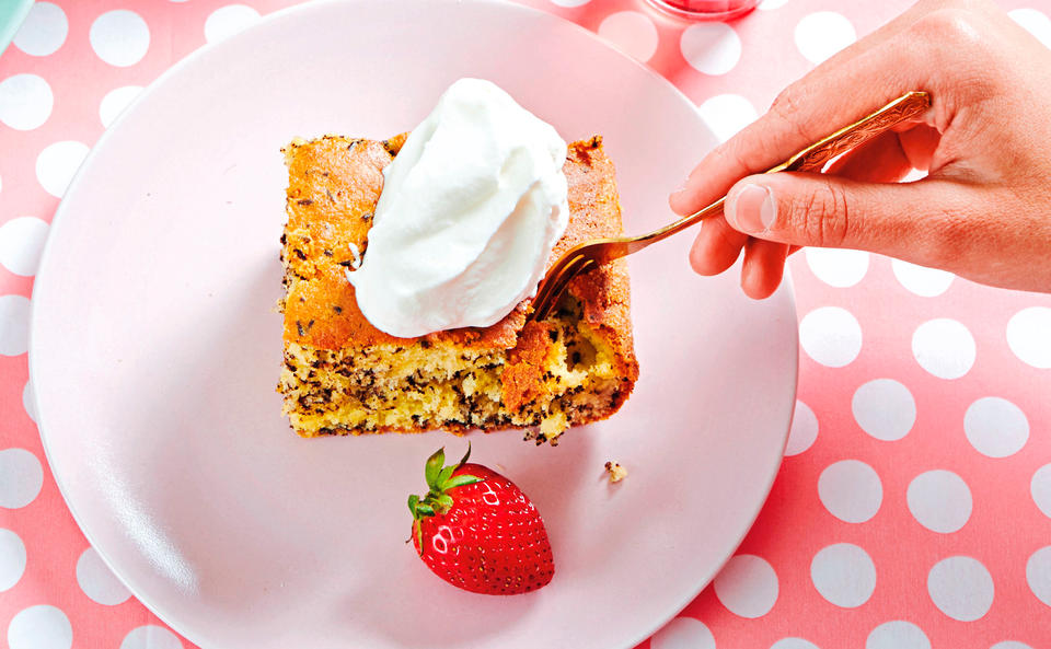 Ameisenkuchen mit Erdbeeren