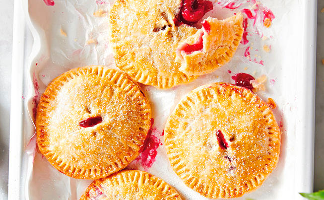 Mini-Cherry-Handpies