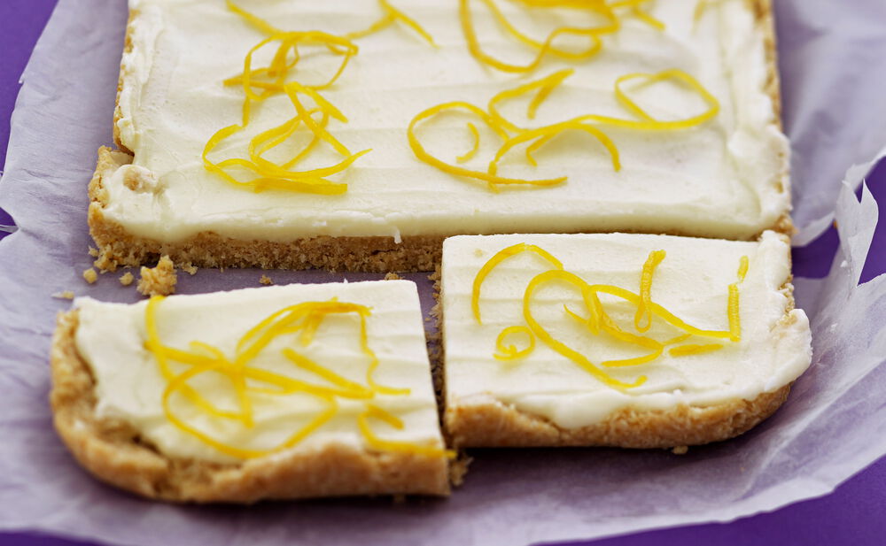 Zitronen-Kokosschnitte • Rezept • GUSTO.AT