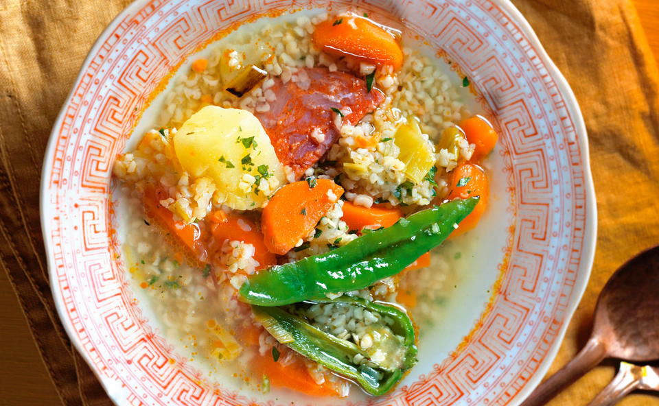 Bulgureintopf mit Chorizo, Pimentos und Erdäpfeln