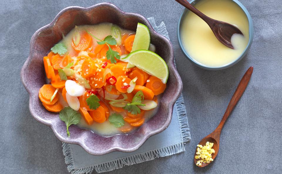 Karottensalat mit Kokos-Dressing