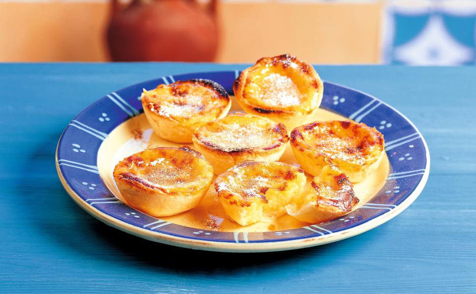 Pastéis de Nata: Portugiesische Puddingtörtchen