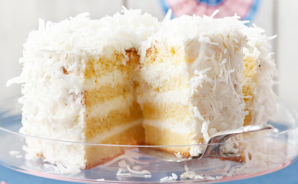 Coconut-Layer-Cake: Kokosnuss-Schichttorte