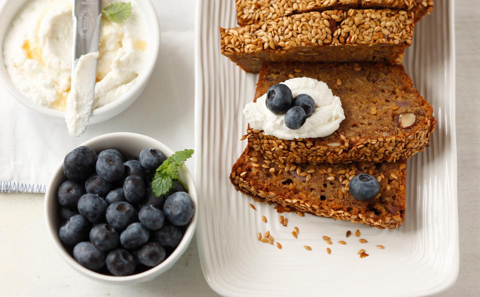 Bananenbrot mit Honig