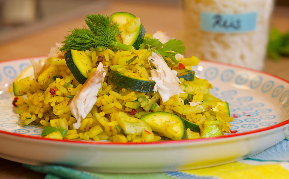 Curry-Reis mit Saibling