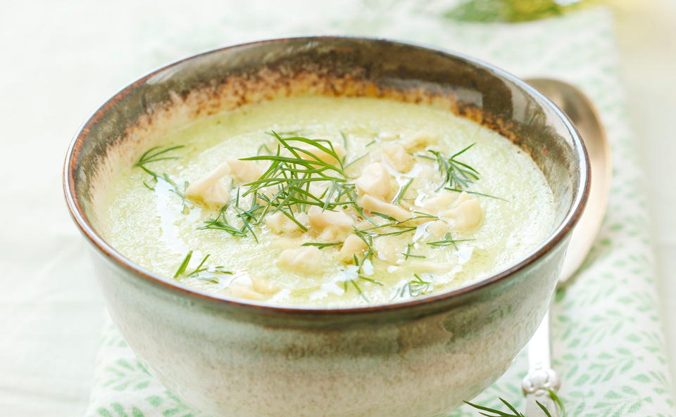 Kalte Zucchini-Zitronensuppe