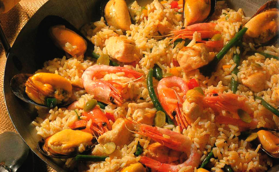 Spanische Paella aus Naturreis