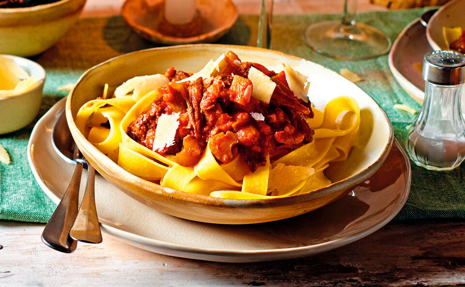 Pappardelle mit Beinfleisch-Ragù