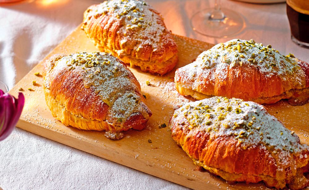 Pistazien-Croissants • Rezept • GUSTO.AT