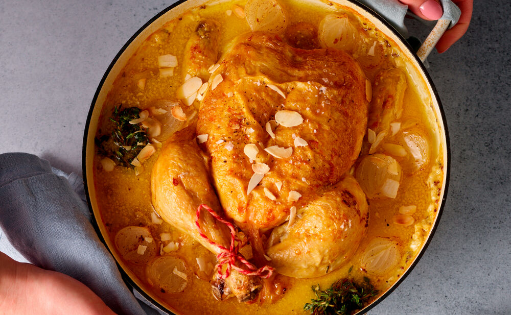 In Milch geschmortes Huhn • Rezept • GUSTO.AT