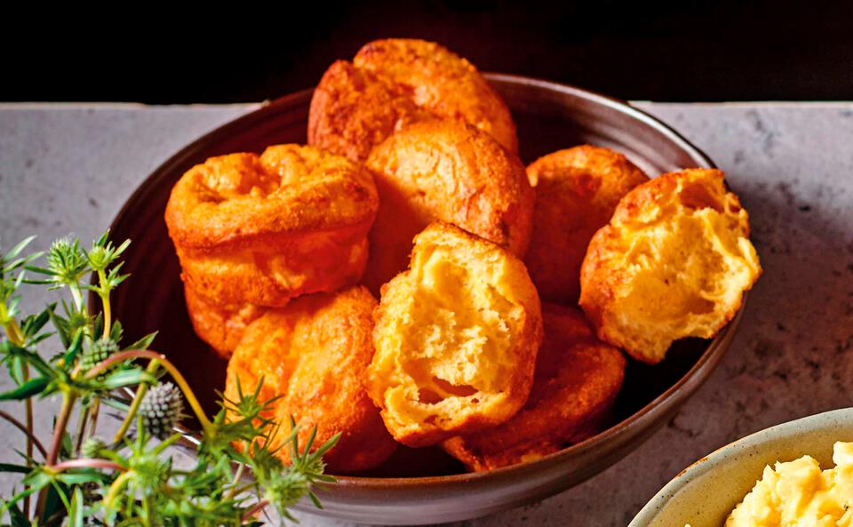  Yorkshire Puddings mit Cheddar