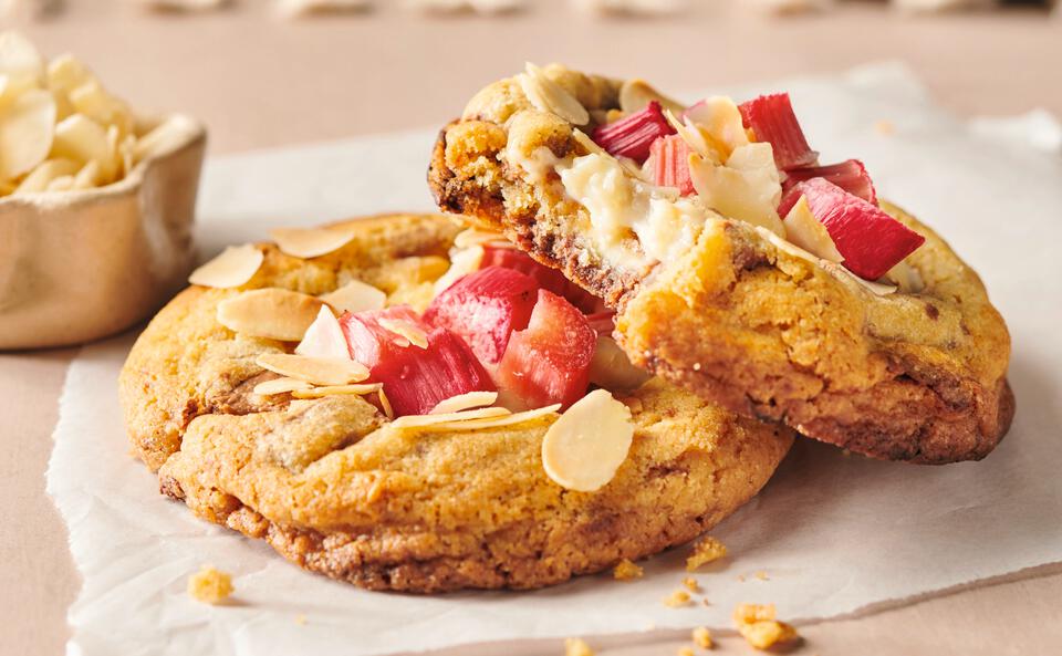 Rhabarber-Cookies mit Vanillecreme