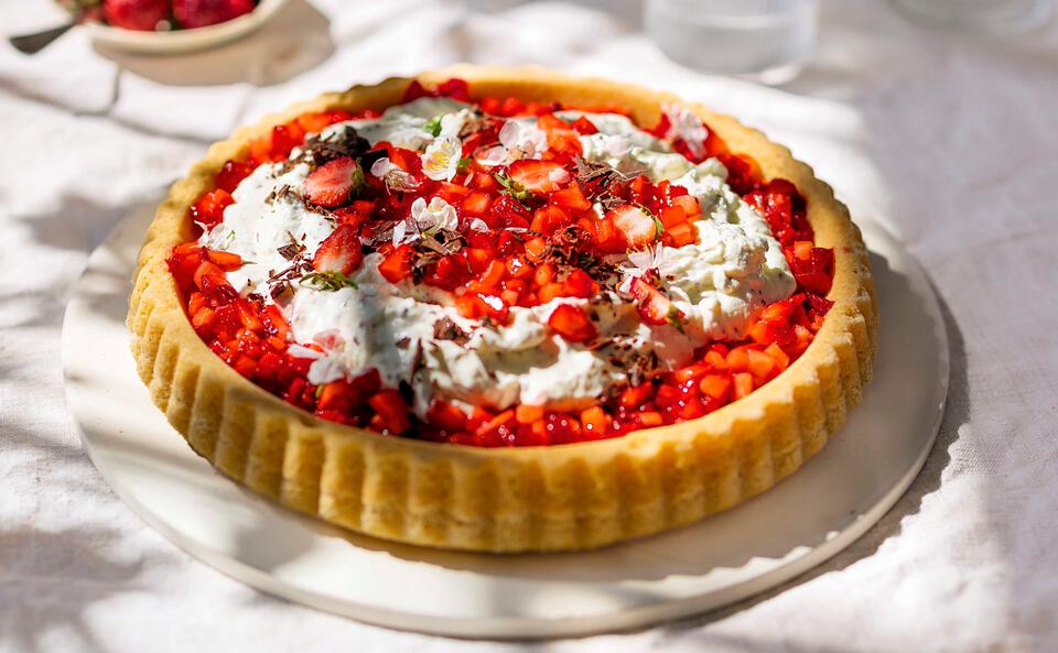 Erdbeer-Stracciatella-Tarte