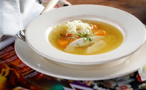 Bild: GUSTO / Stefan Liewehr Hühnersuppe