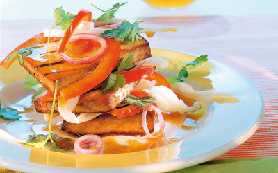 Vitamin-C-Salat mit Räuchertofu