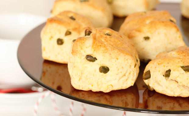 Orangen-Pistazien-Scones