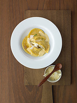 Weißwurst Ravioli mit süßer Senfjus und Kren