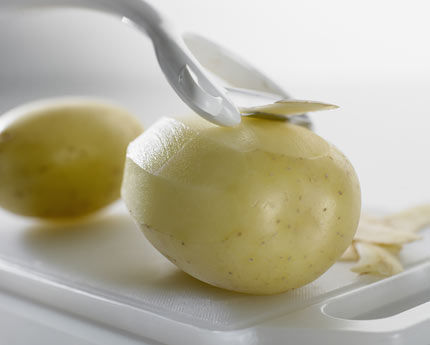 Erdäpfelsuppe mit Geselchtem und Schinkenbrot