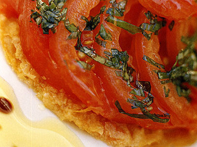 Tomaten-Basilikum-Törtchen