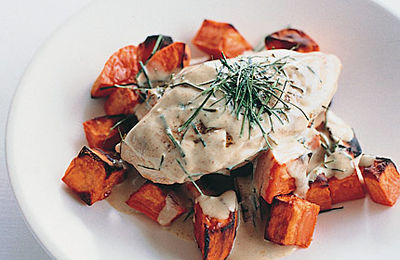 Donna Hay: Grünes Hühnercurry mit Süßkartoffeln