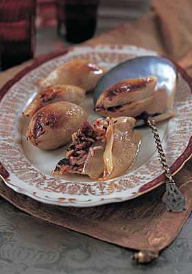 Gebratene Zwiebeln mit Lammfüllung