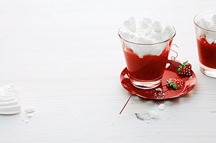Sahne-Baiser-Becher