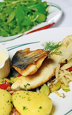 Gebratenes Saiblingsfilet mit Weißweinsauce