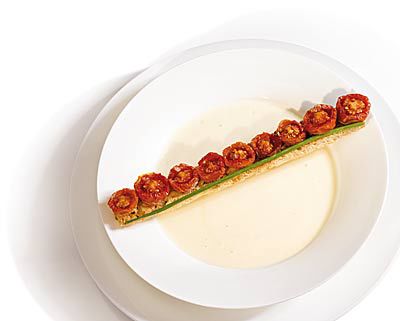 Weiße Tomatensuppe mit Runzelparadeiser