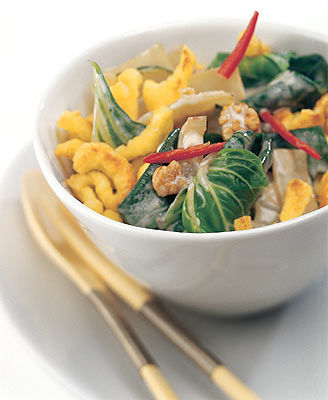 Nuss-Spätzle mit Mangold
