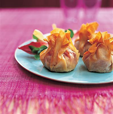 Ziegenkäse-Preiselbeer-Päckchen