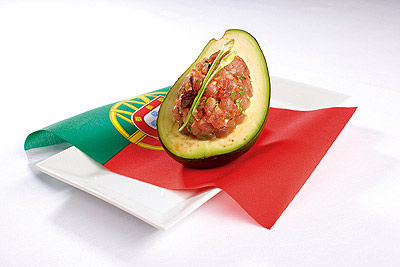 Portugal: Abacate à moda da Funchal (gefüllte Avocados)