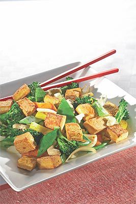 Wokgemüse mit Huhn, Shrimps oder Tofu