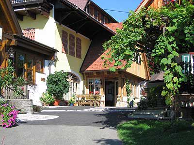 Weingut und Buschenschank Lazarus