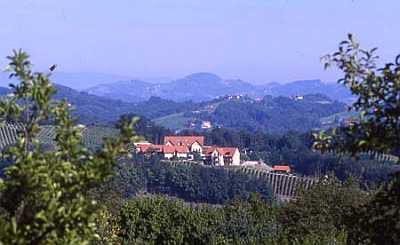 Genießerhotel & Weingut Sattlerhof