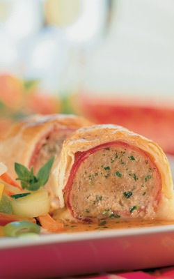 Fleischstrudel mit Majoransaft
