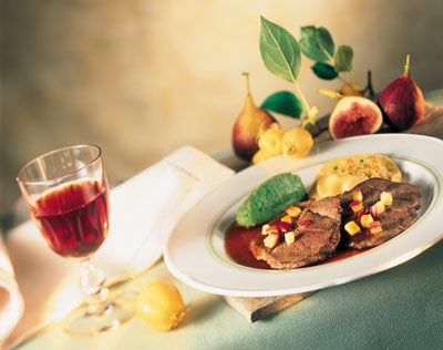 Rehschnitzerln mit Rotwein-Balsamsauce