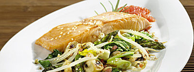 Lachsrücken mit Chop Suey